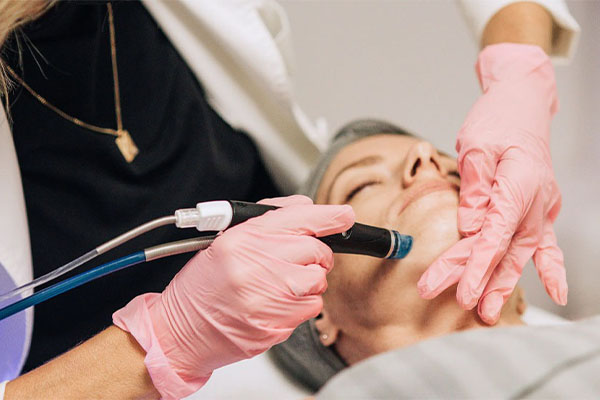plastic surgery clinic in Dubai